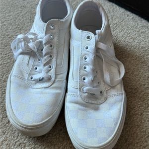 White checkered vans good condition women’s size 7